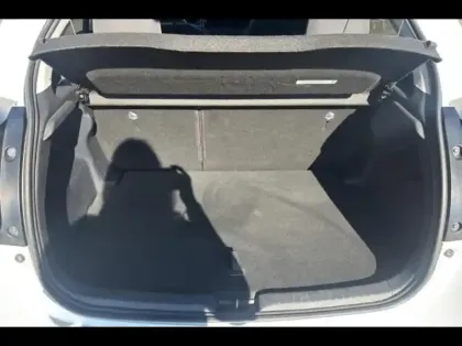 Photo 8 Toyota Yaris  116h Design 5p MY22