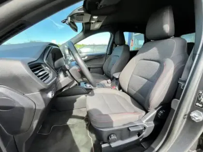 Photo 9 Ford Kuga  2.5 Duratec 190ch FHEV E85 ST-Line BVA