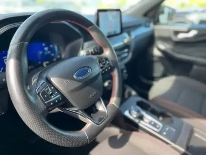 Photo 14 Ford Kuga  2.5 Duratec 190ch FHEV E85 ST-Line BVA