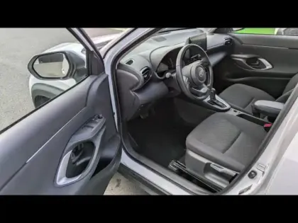 Photo 8 Toyota Yaris  Cross 116h Dynamic MC24