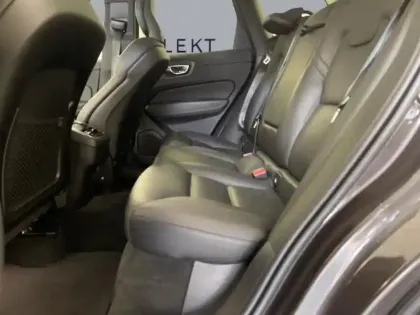 Photo 14 Volvo Xc60  B4 AdBlue 197ch Inscription Luxe Geartronic