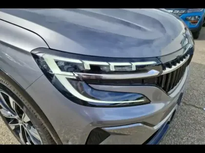 Photo 14 Renault Espace  1.2 E-Tech full hybrid 200ch Techno 7 places - 25