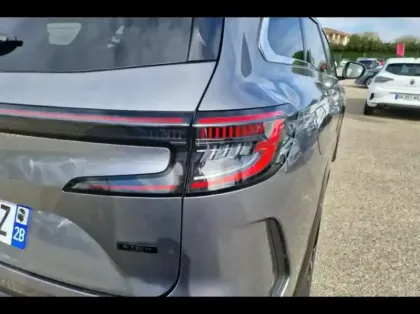 Photo 13 Renault Espace  1.2 E-Tech full hybrid 200ch Techno 7 places - 25