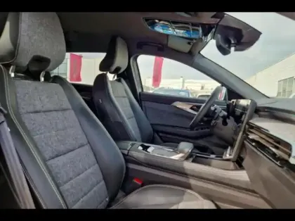 Photo 9 Renault Espace  1.2 E-Tech full hybrid 200ch Techno 7 places - 25