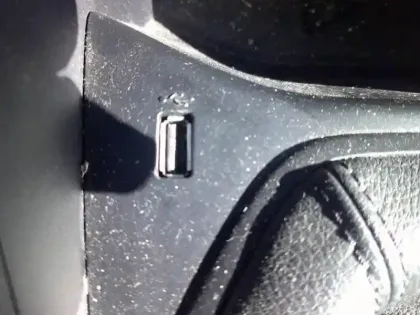 Photo 11 Ford Fiesta  1.0 Flexifuel 95ch Cool & Connect 5p