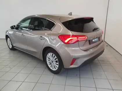 Photo 6 Ford Focus  1.0 EcoBoost 125ch Titanium 97g