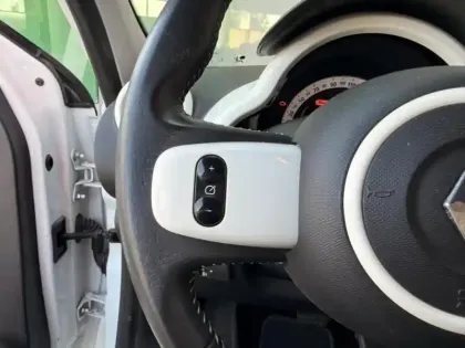 Photo 13 Renault Twingo  0.9 TCe 90ch Intens EDC