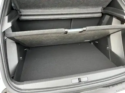 Photo 5 Peugeot 2008  1.2 Hybrid 145ch Allure e-DCS6