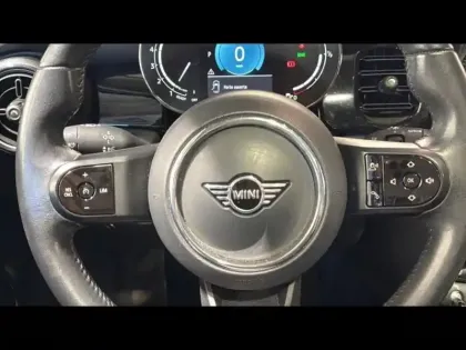 Photo 13 Mini Mini Gén. III (F55) Ph3 Edition Premium Plus 5