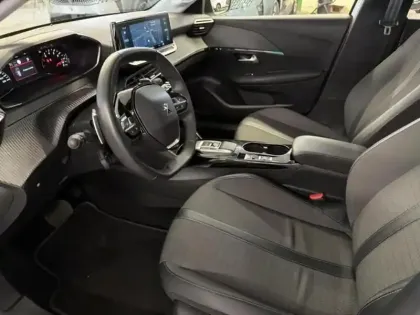 Photo 11 Peugeot 208  1.2 PureTech 100ch S&S Allure Pack EAT8