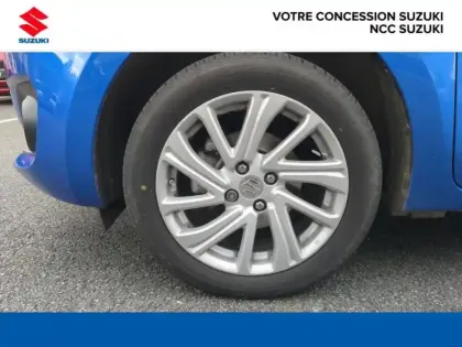 Photo 9 Suzuki Swift  1.2 Dualjet Hybrid 83ch Privilège AllGrip