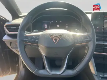 Photo 26 Cupra Leon  1.5 eTSI Hybrid 150ch V DSG7 TOuvrant Siege chauf