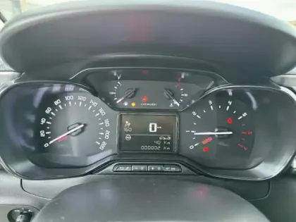 Photo 10 Citroën C3  1.2 PureTech 83ch S&S YOU