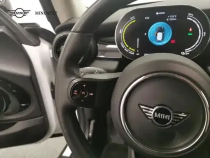 Photo 13 Mini Mini Gén. III (F56) Ph3 Edition Premium 3
