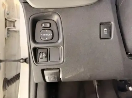 Photo 10 Toyota Aygo  1.0 VVT-i 69ch x-play 5p