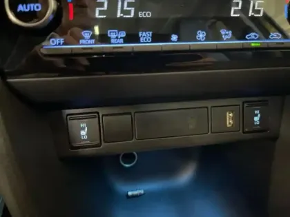 Photo 10 Toyota Yaris  Cross 116h Collection MY22