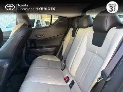 Photo 11 Toyota C-HR  122h Collection 2WD E-CVT Cuir Grège