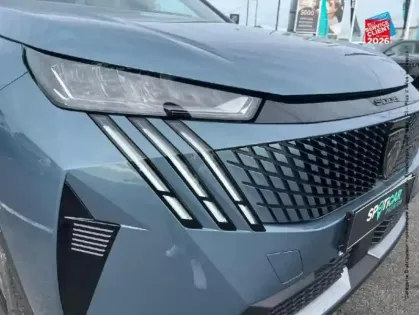 Photo 12 Peugeot 5008  Hybrid 145ch Allure e-DCS6