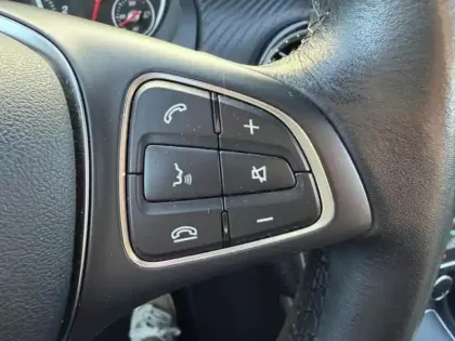 Photo 13 Mercedes GLA  180 Intuition