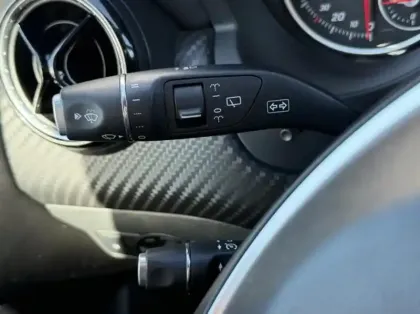 Photo 14 Mercedes GLA  180 Intuition