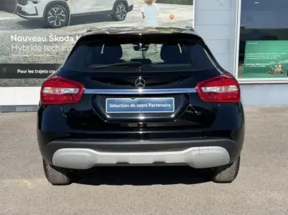 Photo 5 Mercedes GLA  180 Intuition
