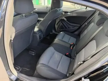 Photo 7 Mercedes GLA  180 Intuition