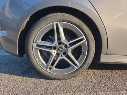 Photo 7 Mercedes Classe B  180 136ch AMG Line Edition 7G-DCT 7cv