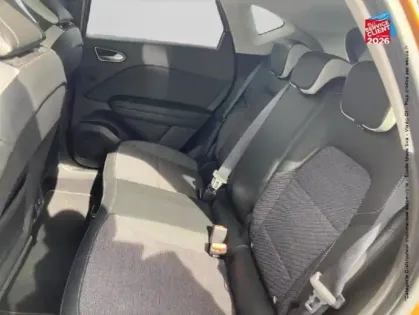 Photo 10 Renault Captur  1.5 Blue dCi 115ch Intens