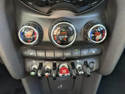 Photo 14 Mini Mini  5 Portes Cooper 136ch BVA7 Euro6d-T