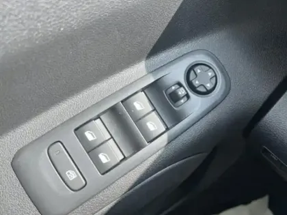 Photo 12 Citroën Berlingo Gén. III Ph2 MAX 5