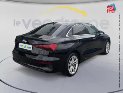 Photo 5 Audi A3  Berline 35 TFSI 150ch Mild Hybrid Business line S tronic 7