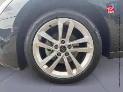 Photo 9 Audi A3  Berline 35 TFSI 150ch Mild Hybrid Business line S tronic 7