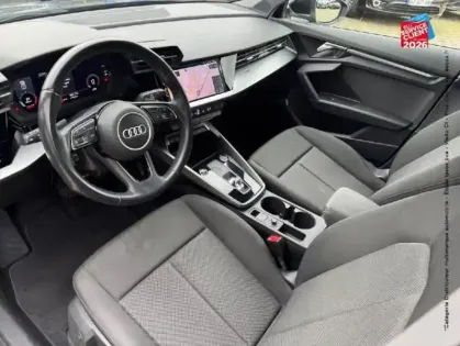 Photo 14 Audi A3  Berline 35 TFSI 150ch Mild Hybrid Business line S tronic 7