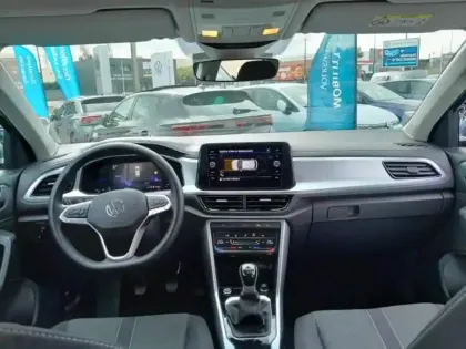 Photo 10 Volkswagen T-roc  1.0 TSI 116ch VW Edition
