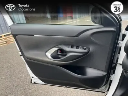 Photo 12 Toyota Yaris  Cross 116h Design MY22