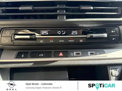 Photo 28 Opel Vivaro  Fg M 2.2 Diesel 180ch Sportive automatique