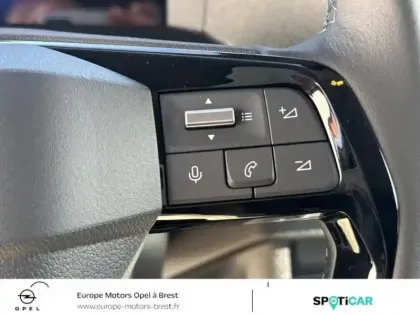 Photo 8 Opel Vivaro  Fg M 2.2 Diesel 180ch Sportive automatique