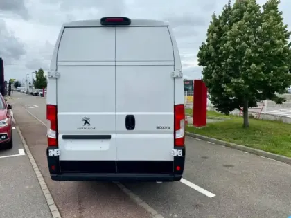 Photo 5 Peugeot Boxer  Fg 435 L4H3 2.2 BlueHDi S&S 140ch Asphalt