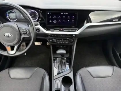 Photo 10 Kia Niro  1.6 GDi 105ch ISG + Plug-In 60.5ch Design DCT6 5cv