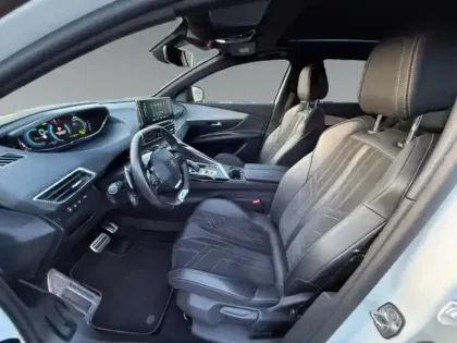 Photo 8 Peugeot 3008  HYBRID 225ch GT Pack e-EAT8