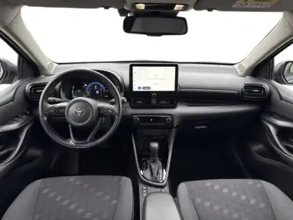 Photo 9 Toyota Yaris  116h Design 5p MC24