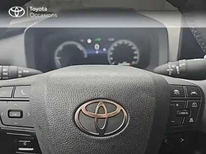 Photo 12 Toyota C-HR  1.8 Hybride 140ch Design NG23