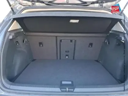 Photo 13 Volkswagen Golf  1.5 eTSI OPF 150ch Style DSG7