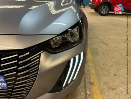 Photo 13 Peugeot 208  1.2 PureTech 100ch S&S Allure