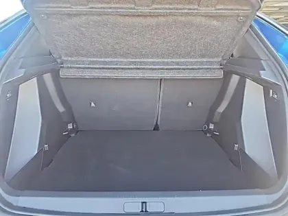 Photo 5 Peugeot 2008  1.2 Hybrid 136ch GT e-DCS6