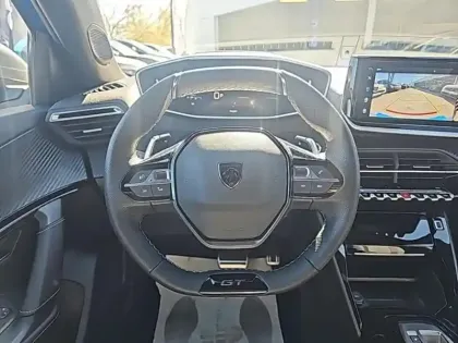 Photo 12 Peugeot 2008  1.2 Hybrid 136ch GT e-DCS6