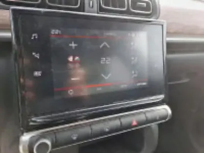 Photo 14 Citroën C3  1.2 PureTech 110ch S&S Shine 120-123g