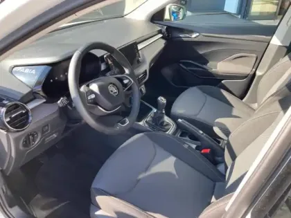 Photo 8 Skoda Fabia  1.0 MPI 80ch Ambition