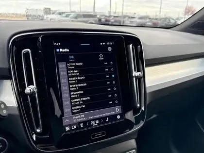 Photo 8 Volvo Xc40  B3 163ch Plus DCT 7