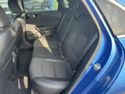 Photo 9 Kia Ceed  1.4 T-GDI 140ch Edition 1